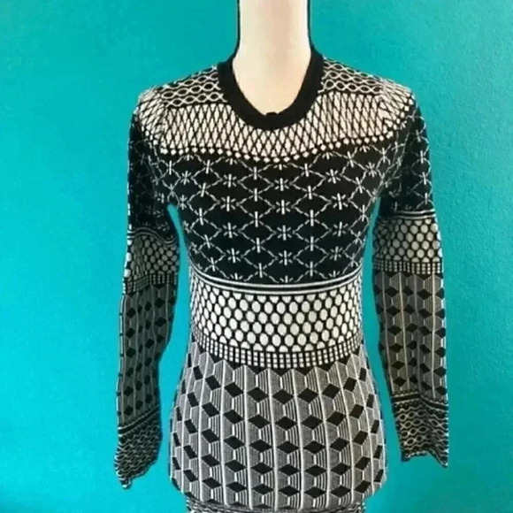 Jealous tomato sweater dress in size medium - Picture 2 of 6